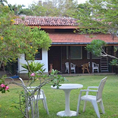 Cottage Garden Bungalows Moratuwa Exterior photo