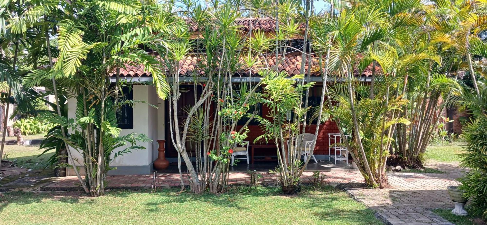 Cottage Garden Bungalows Moratuwa Exterior photo